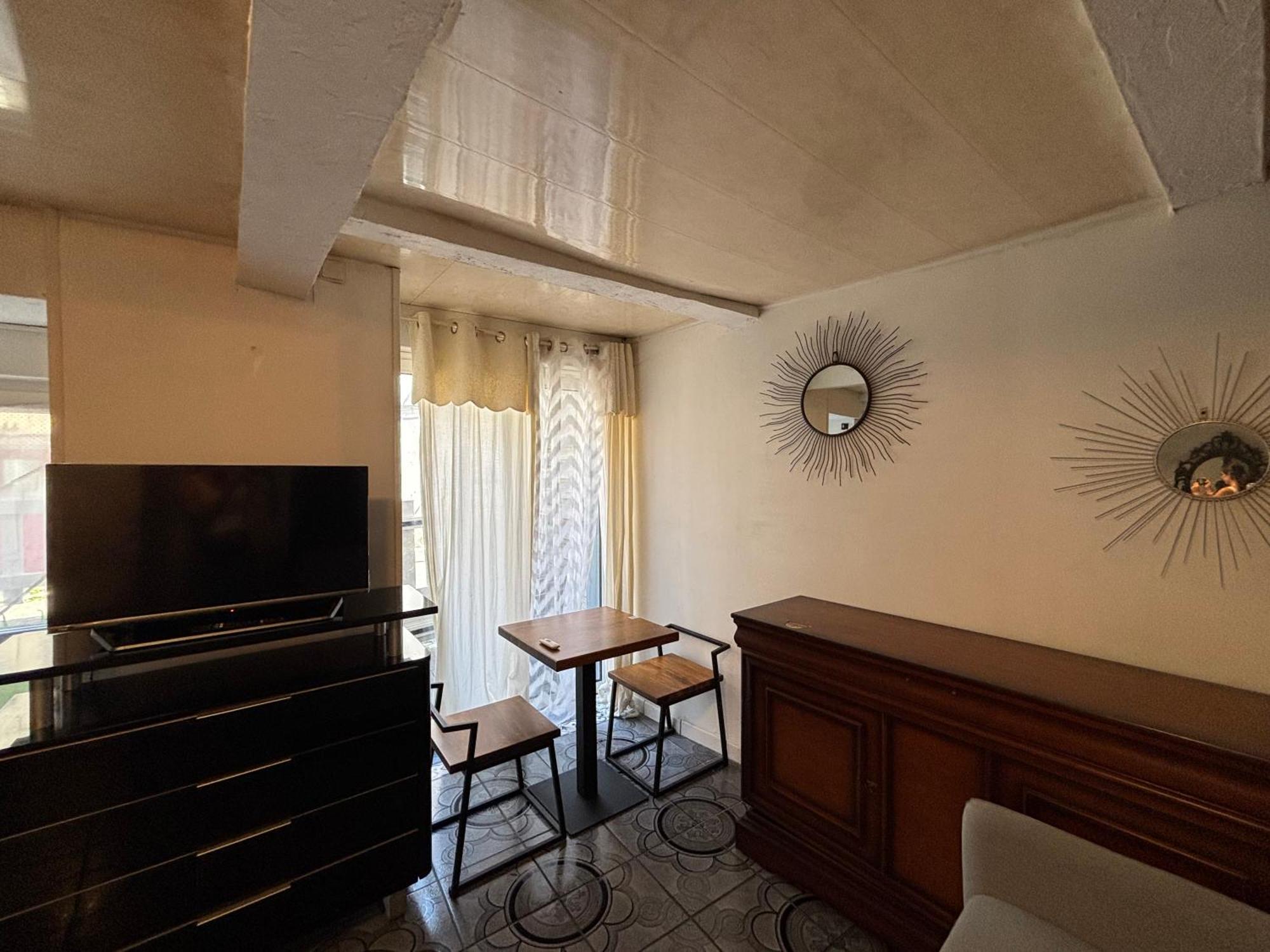 Petit Confortable Clermont-Ferrand